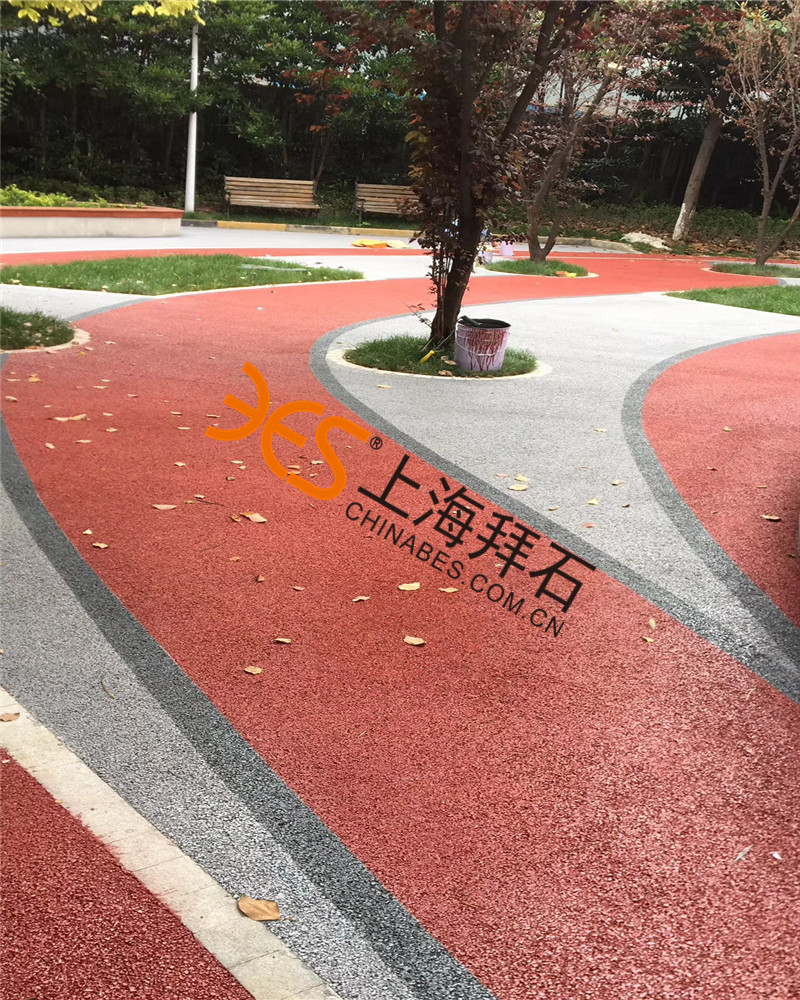 透水路面.jpg